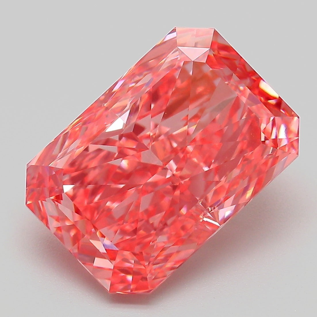 6 ct Fancy Vivid Pink Cut Cornered Rectangular Modified Brilliant VVS 2